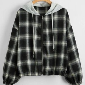 Plaid ZipUp Women’s Size Medium